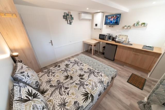 Studio Green Proche De Lyon Meyzieu Exteriér fotografie